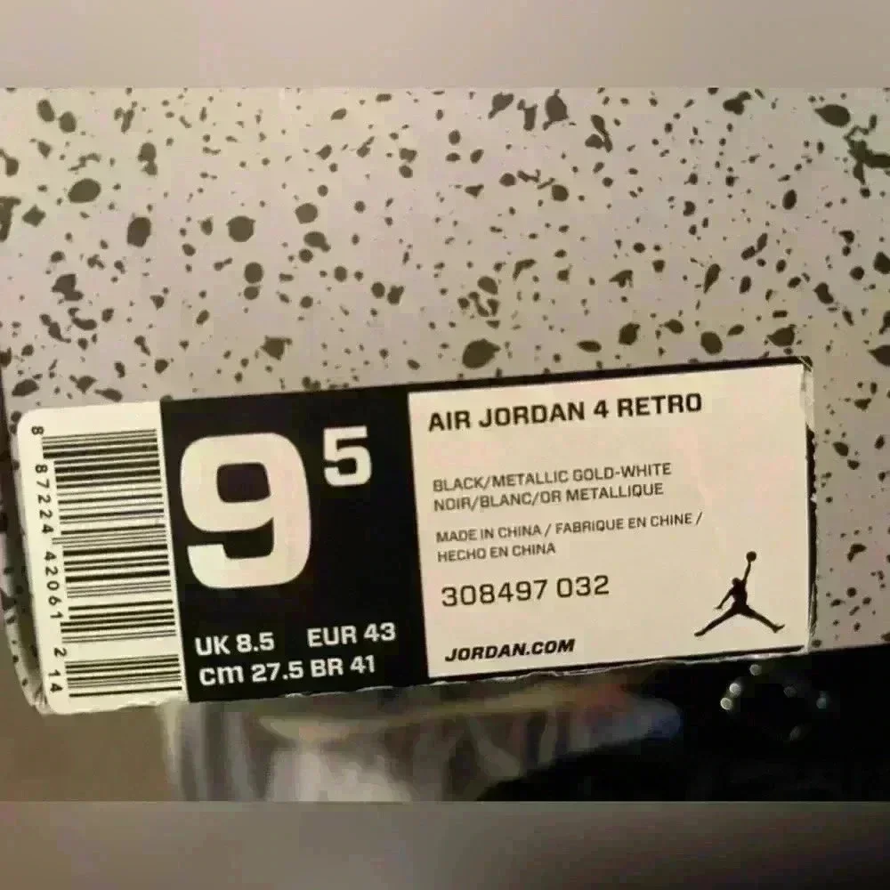Jordan Retro 4